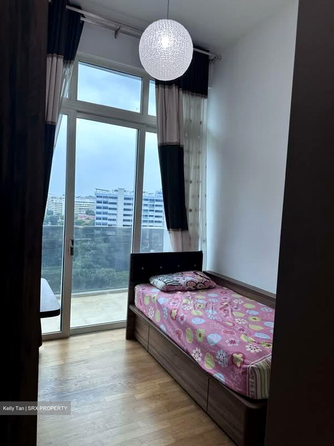 Vacanza @ East (D14), Condominium #562246731